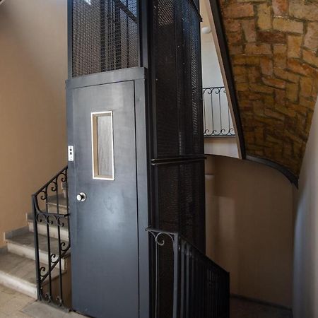 Newly Renovated Apartment By The Vatican Rome Extérieur photo